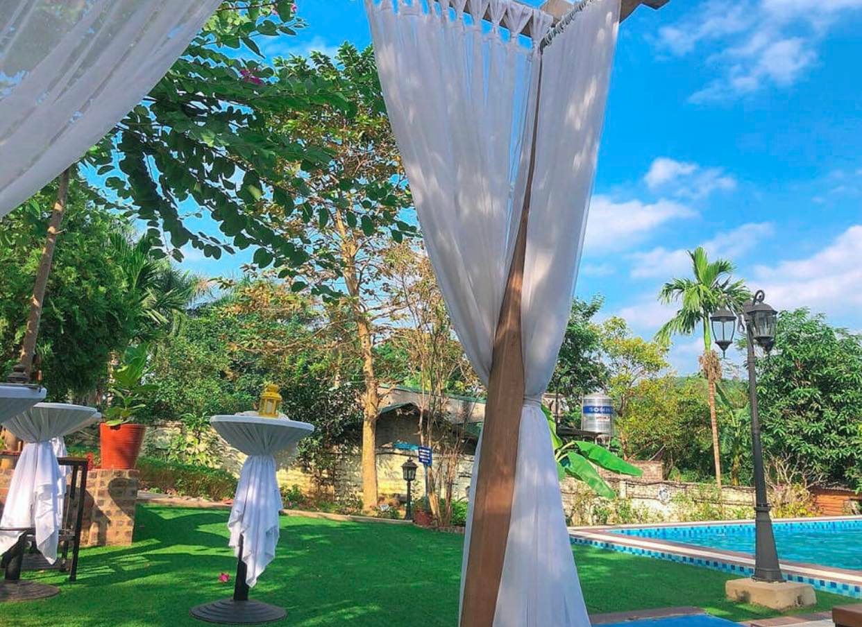 Embossi Garden